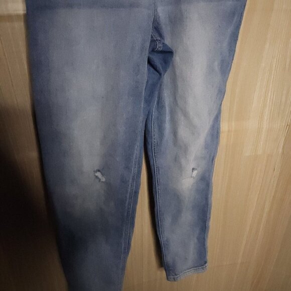 H&M Girls Light Wash Distressed Denim Overalls 8 - Picture 3 of 6